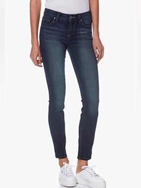 PAIGE Verdugo Ultra Skinny Denim